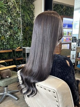 インデペンデンス(independence) 【四条烏丸】透明感アッシュベージュ×髪質改善