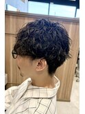 【朝のセットが5分で決まる】波巻きパーマ×刈り上げマッシュ