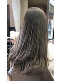 透けるグレージュAラインシルエット