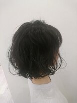 ハナ ビューティーヘアー(hana.) ゆるパーマボブ