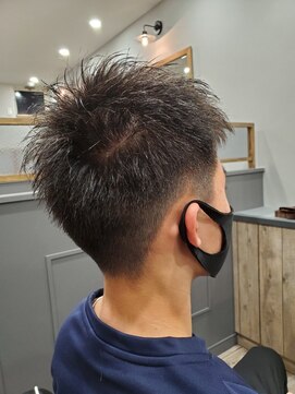 リヴァイヴ(revive) メンズカット