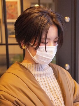 メゾン アヴァロ(Maison Avallo) シースルーハンサムショート