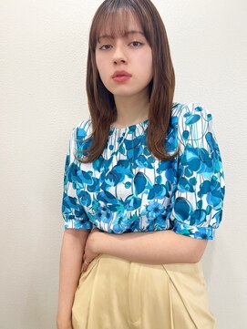 マリアバイアフロート(Maria by AFLOAT) 【山田】アッシュブラウンナチュラル外ハネセミディ