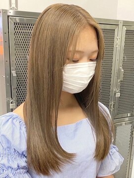 ウィコ 新宿(WICO) ミルクティーグレージュ☆ケアブリーチ/ペールベージュ[新宿駅]