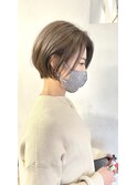 首筋綺麗に見えるショートボブ×グレージュカラー【渡辺】梅田
