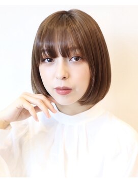 アイ(I.) 【 Ｉ. 】30代40代におすすめハイライトショート　川口