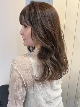 トリコ ショップアンドヘアサロン(tricot shop hair salon) 柔らかいオリーブベージュ