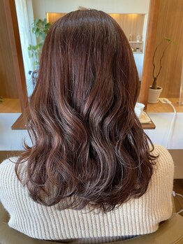 カームヘアー(Calm hair)の写真/【こだわりの髪質改善×ミディアム/ロングヘア】髪の長さを変えずに艶髪とcut技術でパッと華やぐ大人女性へ