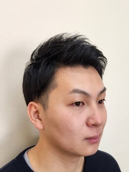 アマノ(AMANO)の写真/人気NO.1のメニュー「総合調髪」にはシェービングはもちろん、眉カットと襟剃りも付いてきます◎