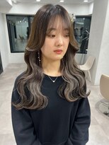 ツキ 横浜店(tuki) インナーカラーケアブリーチイヤリングカラーハイライトレイヤー