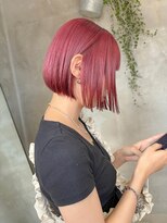 テトヘアー(teto hair) ミニボブ、ピンクカラー、チェリーレッド、ブリーチカラー