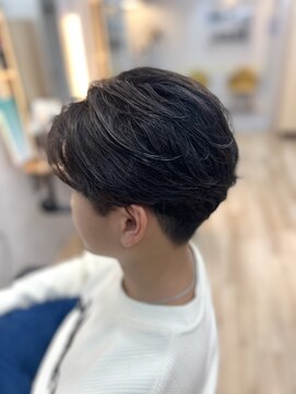 アグ ヘアー ミロ 本厚木店(Agu hair milo) ニュアンスパーマセンターパート〇本厚木