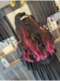 黒髪×ビビッドピンク