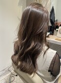 スモーキーベージュ