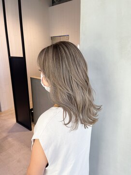 ビューティーガレージ カワゴエ(Beauty Garage Kawagoe) 【森田限定】グレージュバレイヤージュ