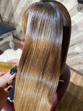 ルネッサンスヘアー ラファエロ(RAFFAELLO) 美髪改善酸熱トリートメント　乾燥対策　うる艶髪　しなやかな髪