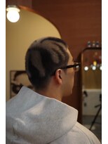 エディ(Edy)&nbsp;メンズ刈り上げスキンフェードケアブリーチホワイトシルバー岡山