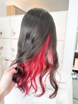 エルフ(elf)&nbsp;ケアブリーチで叶える艶レッドインナーカラー