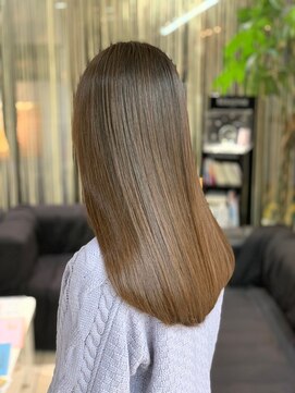 クオリス 赤塚店(QUALIS) 30代40代50代/ツヤツヤ/サラサラ/髪質改善/ナチュラルストレート