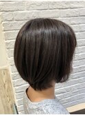 ショートボブ でも削ぎの技術で束感が◎カットはおまかせ♪