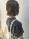 【三ツ井純】アッシュベージュカラー 透け感 切りっぱなしボブ