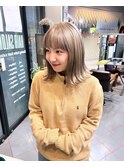 アッシュベージュ