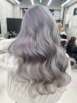 リノート バイ エゴル 名古屋(LINOET by ENGOL) 【LINOET 名古屋】佐藤まいら　Whitegray color