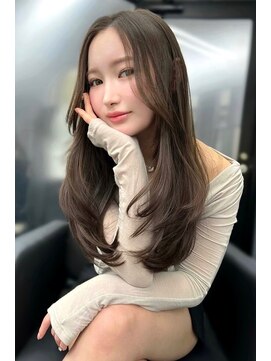 ザクザクレイヤーカット 【韓国ヘア 大阪 梅田】