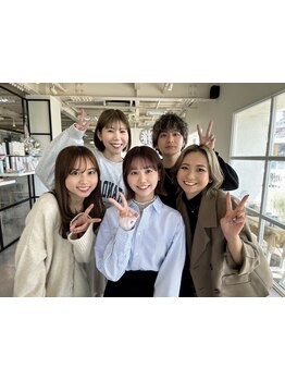 【別府駅徒歩2分】相談しやすい女性スタイリスト多数在籍！実力派スタイリストによる丁寧な施術が◎