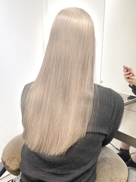 リラ バイ ミラ 新宿(LILA by MILA) ストレートこなれミディ/うる艶髪質改善トリートメント/新宿