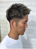 スパイキーショート 刈り上げ ハイライト アップバング 束感