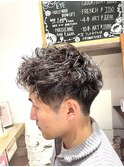 刈り上げパーマ