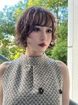 アルテペロ(arte pelo) 【artepelo】透明感と抜け感をまとうウェーブショート