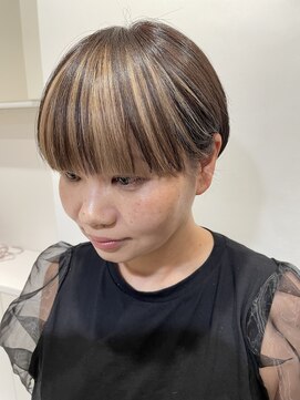 マッシュショート/アンブレラカラー