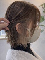 ルーチェ(Lu-che)&nbsp;インナーカラー×ミルクティーベージュ/くびれボブ