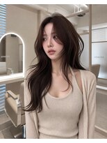 メラ 原宿(MELA) 【韓国レイヤーカット】暗髪でも艶っぽく柔らかいロングヘア