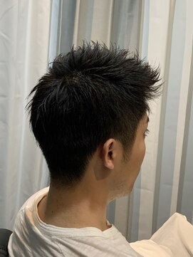 クローバー(CLOVER) アップバングショート