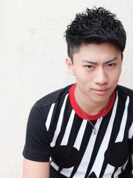 エイル 北堀江(Eir) アップバングベリーショート