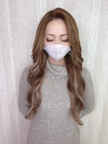 アンダーバー(UNDRvr)&nbsp;エクステで作るロングスタイル　ハイライトバージョン