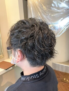 トゥ ルーチェ(tu.luce) メンズパーマ