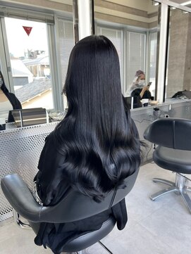 イキ 表参道(iki omotesando) 大人ガーリー/モード/チョコレート[表参道駅]