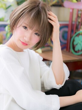 カバーヘア ブリス 戸田公園西口店(COVER HAIR bliss) 外国人風ハイトーンカラー小顔ショートh2戸田公園20代30代40代