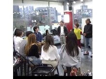 韓国でもシルキーカットのセミナーを開催中。