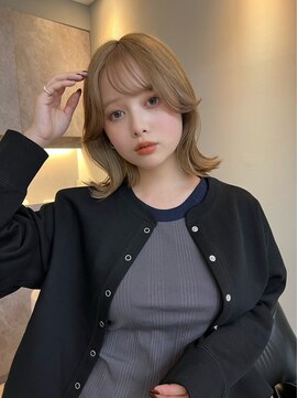 フィル 横浜(fil) ミディアムミルクティーベージュレイヤー韓国_前髪マチルダボブ