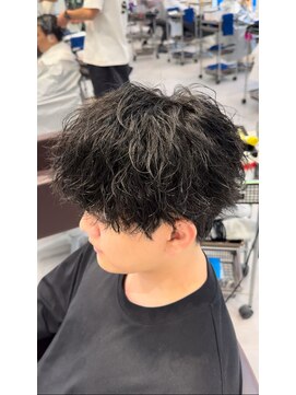 オーシャントーキョー 仙台(OCEAN TOKYO) 縦落ちツイストスパイラルパーマ