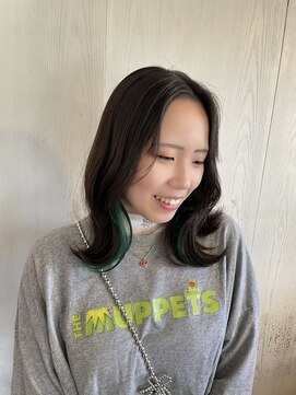 ルフュージュ(Refuge) 綺麗めインナーカラー