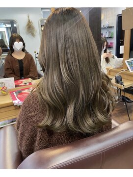 レイラバイアフロート 吉祥寺(Lila by afloat) オリーブカラー/オリーブアッシュ/オリーブベージュ/レイヤー