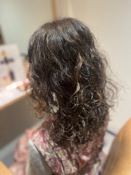 スーリール 伊都店(Sourire) スパイラルパーマ