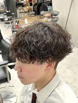 ラヴィズムバイフィフス(LUVISM by fifth)&nbsp;波巻きスパイラルパーマ波巻きパーマメンズパーマ新潟万代