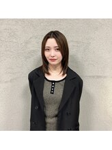 ゼロヘアーハナレ(zerohair HANARE) 三瓶 桃奈